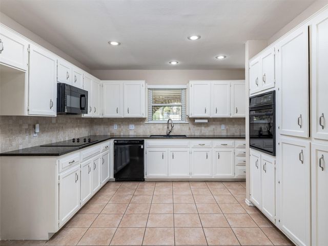 309 Kings Canyon DR S, Cedar Park, TX 78613