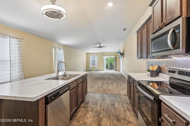 10013 SITTING FOX Drive, Jacksonville, FL 32222