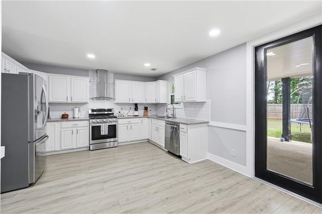 973 Sentry Court, Lawrenceville, GA 30043
