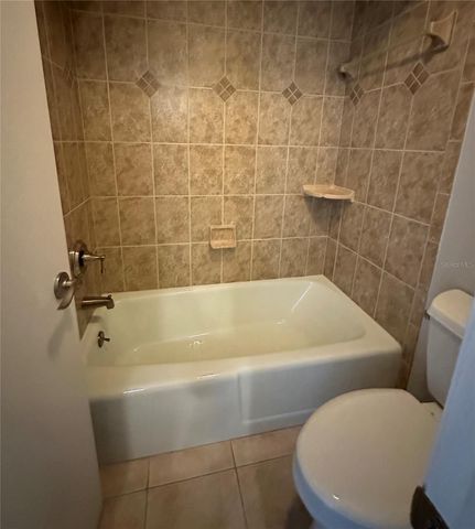 2105 PUEBLO CIRCLE V2, Sarasota, FL 34231
