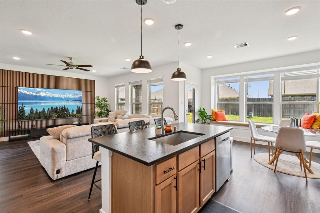 4806 Sand Clouds Drive, Katy, TX 77493