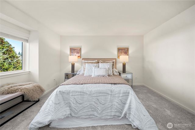 719 213 Street SE, Bothell, WA 98021