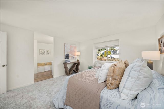 719 213 Street SE, Bothell, WA 98021