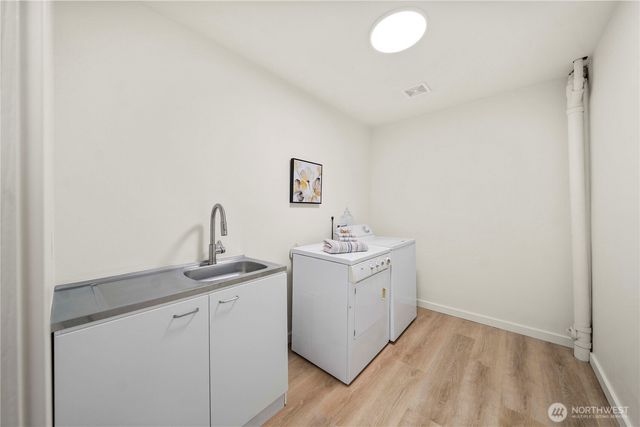 719 213 Street SE, Bothell, WA 98021