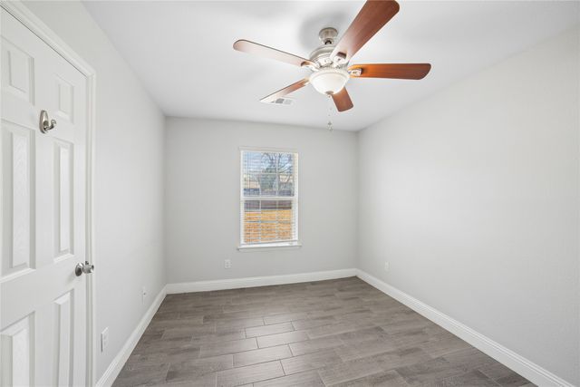 807 N Ridge Drive, White Settlement, TX 76108