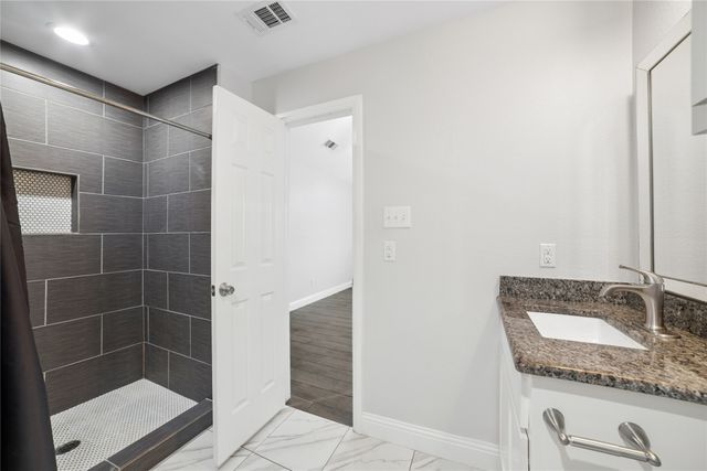 807 N Ridge Drive, White Settlement, TX 76108