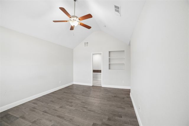 807 N Ridge Drive, White Settlement, TX 76108