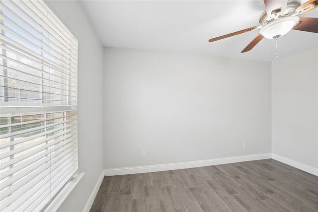 807 N Ridge Drive, White Settlement, TX 76108