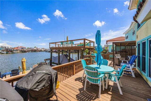 13518 Camino De Plata Ct, Corpus Christi, TX 78418