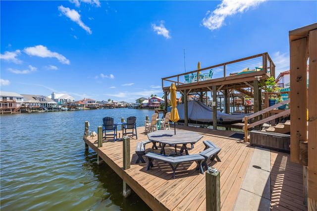 13518 Camino De Plata Ct, Corpus Christi, TX 78418