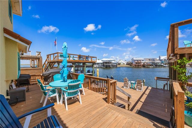 13518 Camino De Plata Ct, Corpus Christi, TX 78418