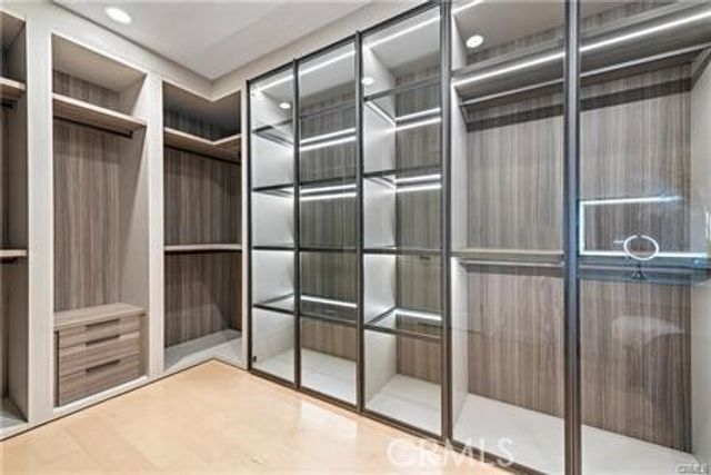 5482 Heritage Oak Drive, Lake Forest (el Toro), CA 92679