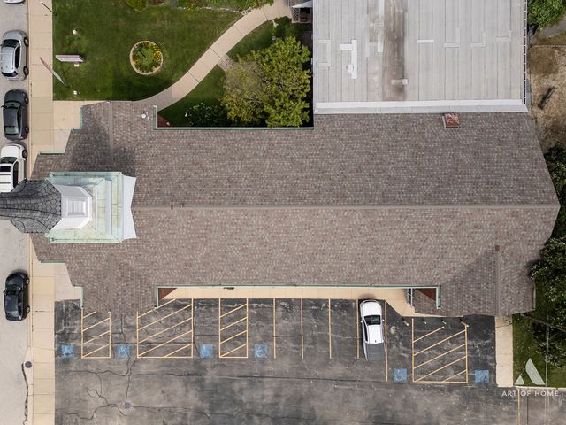 9411 S 51st Avenue, Oak Lawn, IL 60453