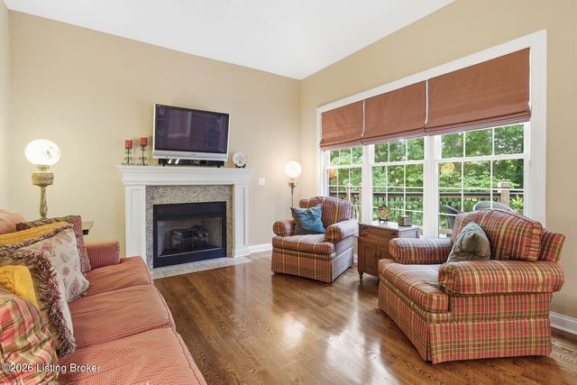 18108 Bellavista Pl, Louisville, KY 40245