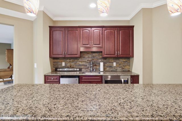 18108 Bellavista Pl, Louisville, KY 40245
