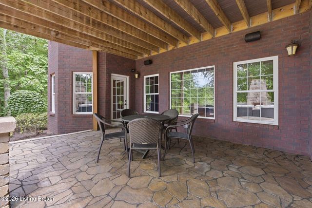 18108 Bellavista Pl, Louisville, KY 40245