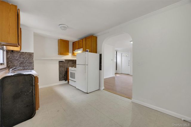 2108 Arthur Avenue, Bronx, NY 10457