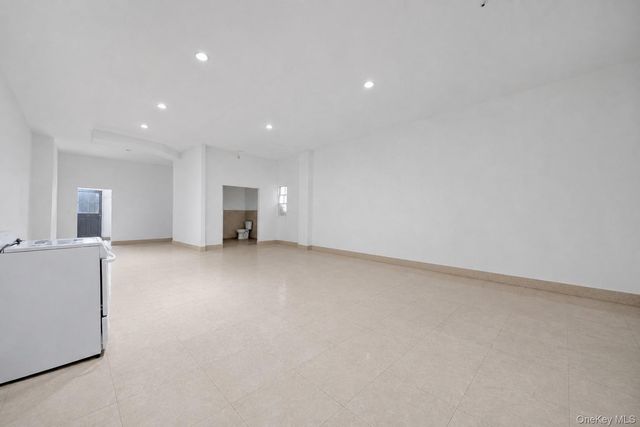 2108 Arthur Avenue, Bronx, NY 10457
