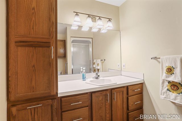 205 Parkside Drive, Zeeland, MI 49464