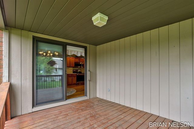 205 Parkside Drive, Zeeland, MI 49464