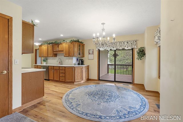 205 Parkside Drive, Zeeland, MI 49464