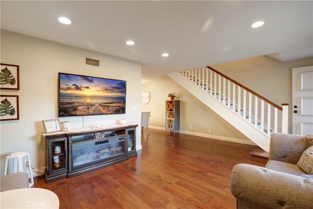 2073 E Greenhaven Street, Covina, CA 91724