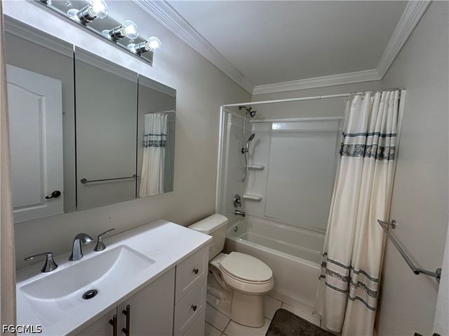 225 3rd ST, Bonita Springs, FL 34134