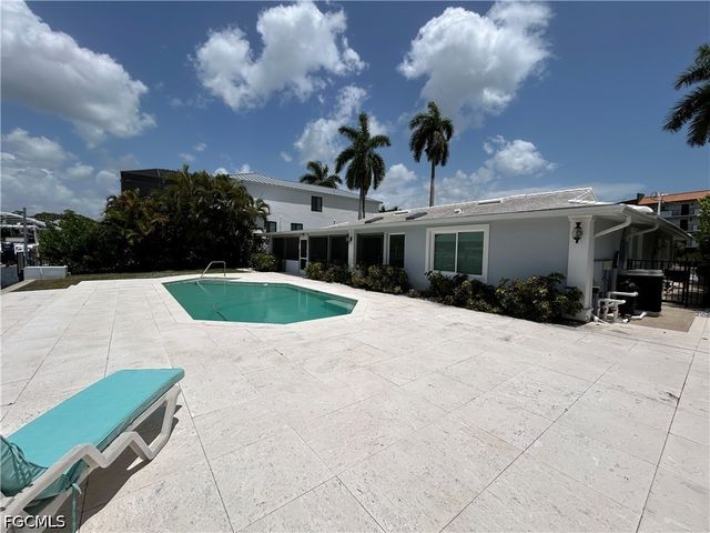 225 3rd ST, Bonita Springs, FL 34134