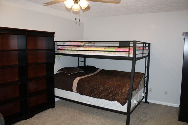 1719 Heathrow Dr, Cookeville, TN 38506