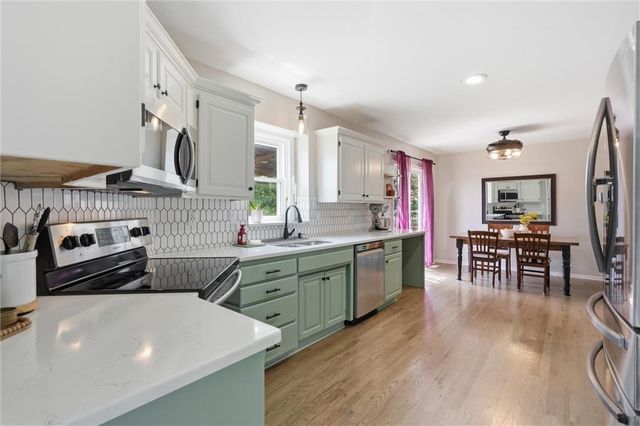 29905 W 183rd Terrace, Gardner, KS 66030
