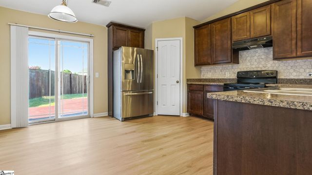 101 Portland Falls Drive, Simpsonville, SC 29680
