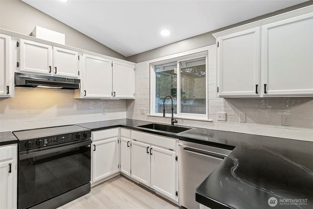 30615 115th Court SE, Auburn, WA 98092