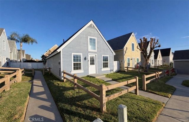 14560 Woodland, Fontana, CA 92337