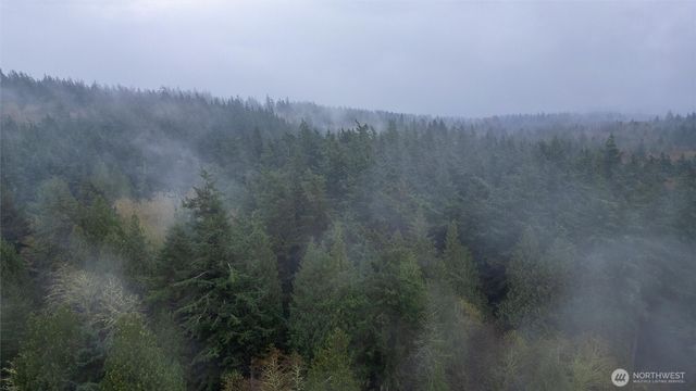 2533 Island View Lane, Lummi Island, WA 98262