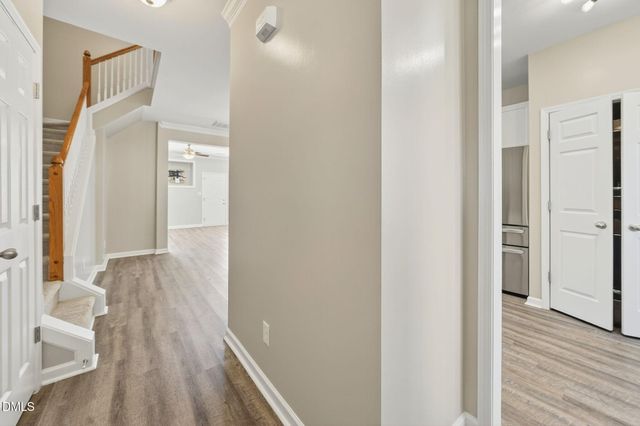 541 Village Loop Drive, Apex, NC 27502