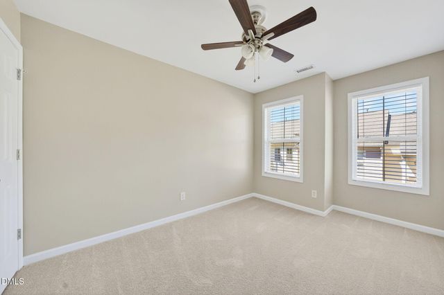 541 Village Loop Drive, Apex, NC 27502