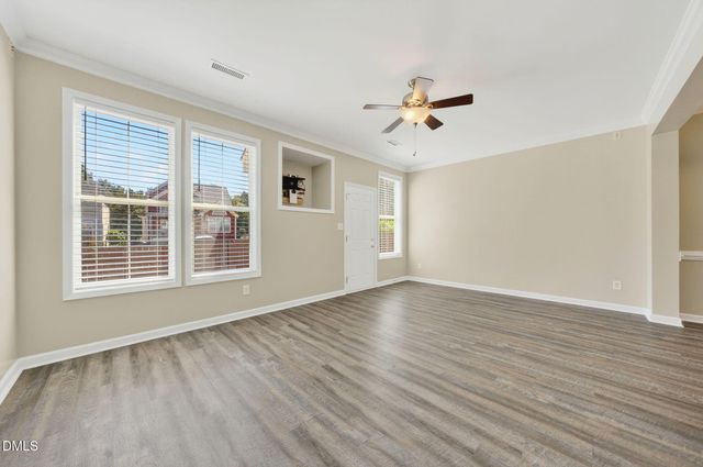 541 Village Loop Drive, Apex, NC 27502