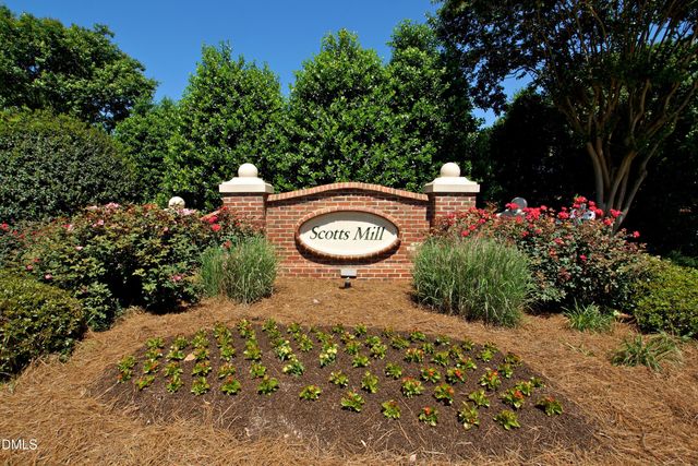 541 Village Loop Drive, Apex, NC 27502