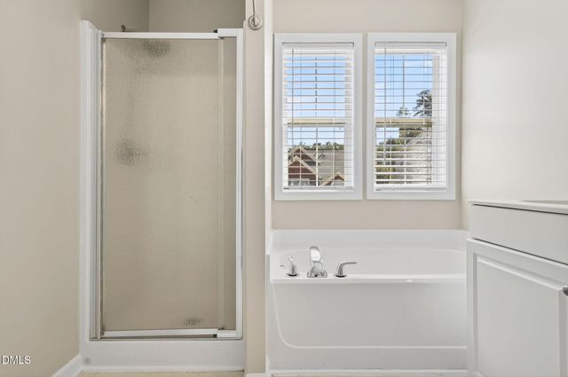 541 Village Loop Drive, Apex, NC 27502