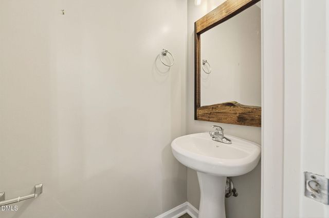 541 Village Loop Drive, Apex, NC 27502