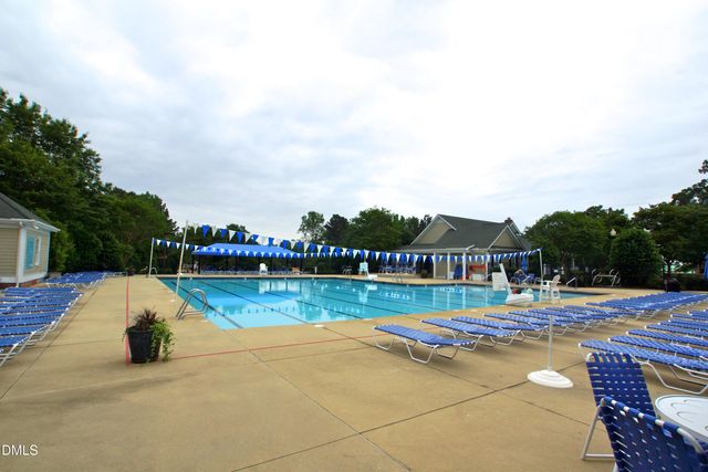 541 Village Loop Drive, Apex, NC 27502