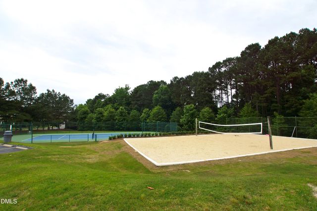 541 Village Loop Drive, Apex, NC 27502