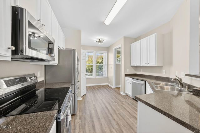 541 Village Loop Drive, Apex, NC 27502