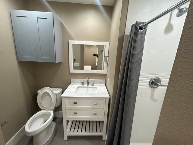 301 E Brockett Street, Sherman, TX 75090