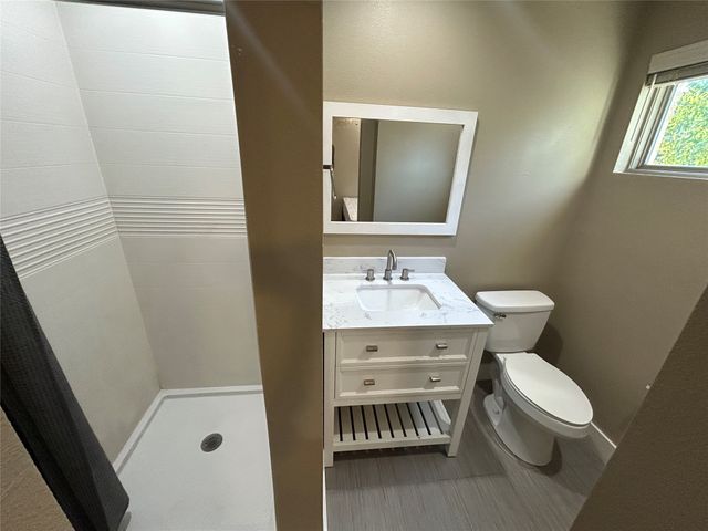 301 E Brockett Street, Sherman, TX 75090