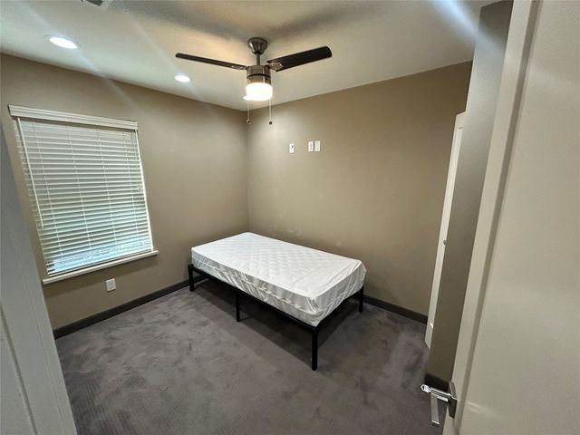 301 E Brockett Street, Sherman, TX 75090