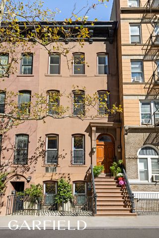 305 E 18TH Street, New York City, NY 10003