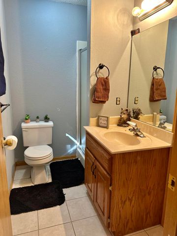 305 N Flint Avenue, Bolivar, MO 65613