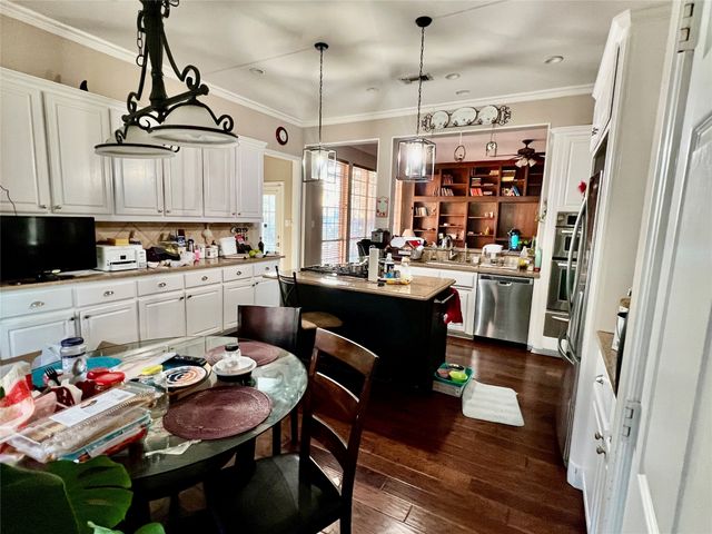 1461 Brookside Drive, Carrollton, TX 75007