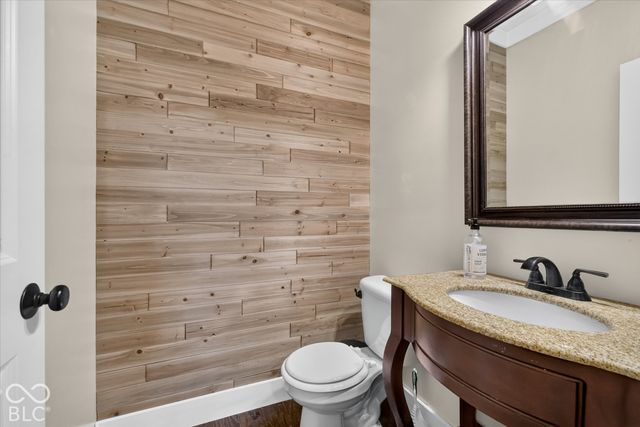 11058 Stoneleigh Drive, Noblesville, IN 46060